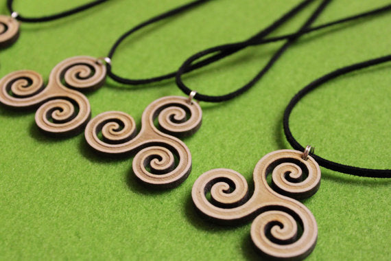 Irish Celtic Triple Spiral Pendant by FeelMyCraft